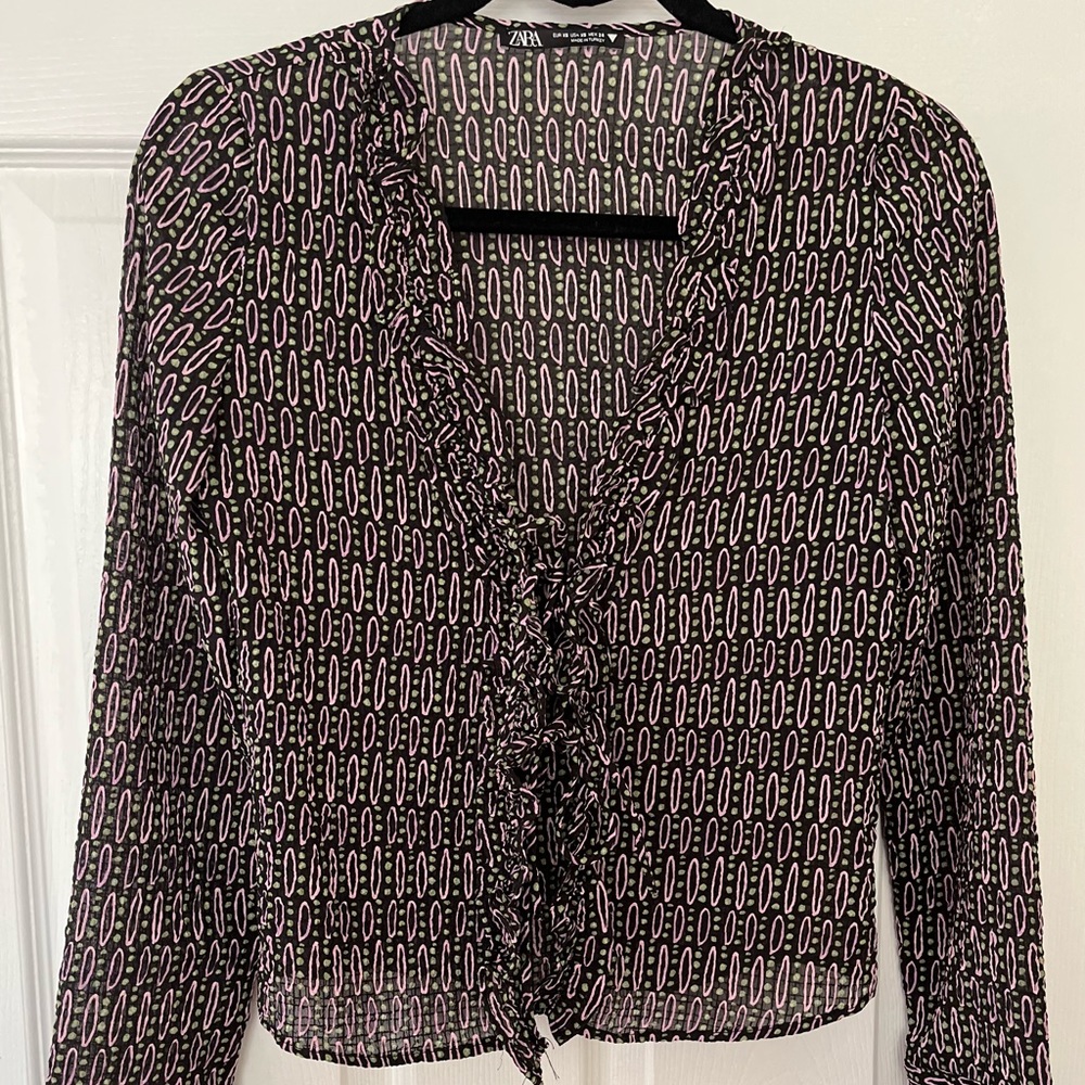 Zara Ruffle Open Front, Ties, Black Pattern Blouse